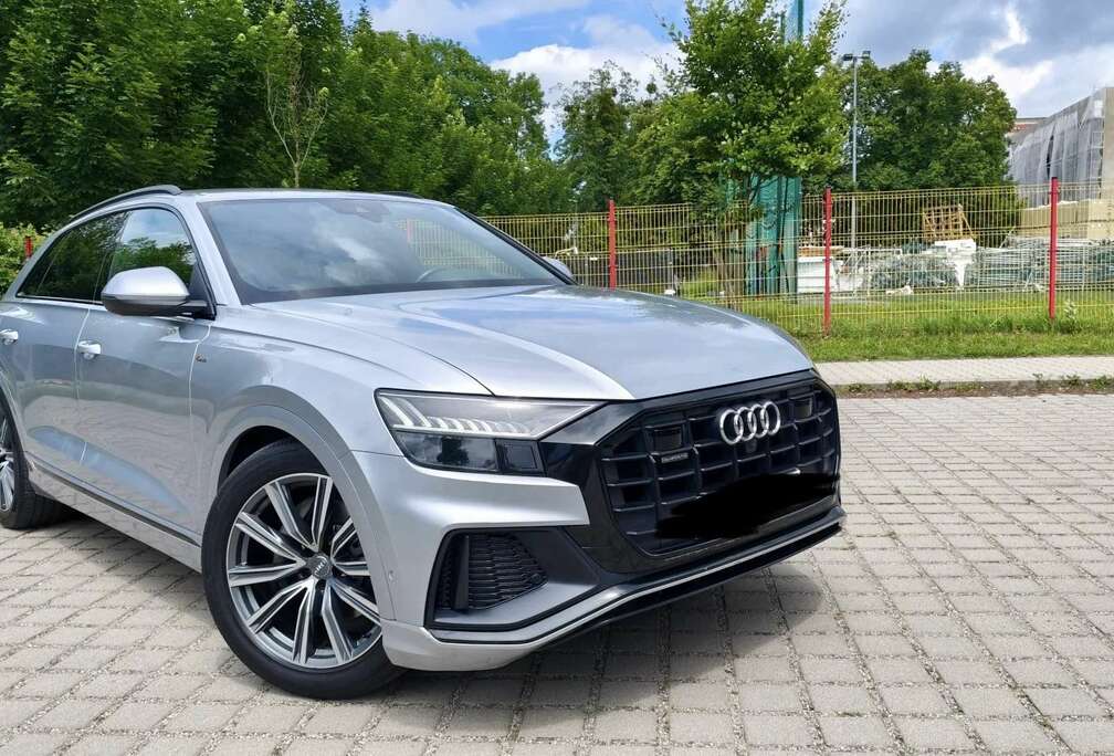 Audi 55TFSI e Quattro 2021 full option Pano  C