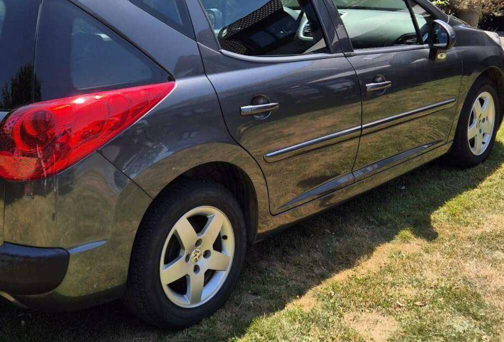 Peugeot 207SW, gekeurd voor verkoop, EUR 5