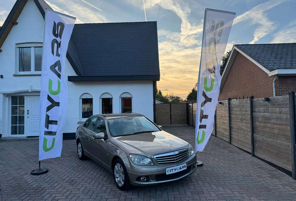 Mercedes-Benz BERLINE AUTOMAAT-ÉLÉGANCE -PERFECTE STAAT