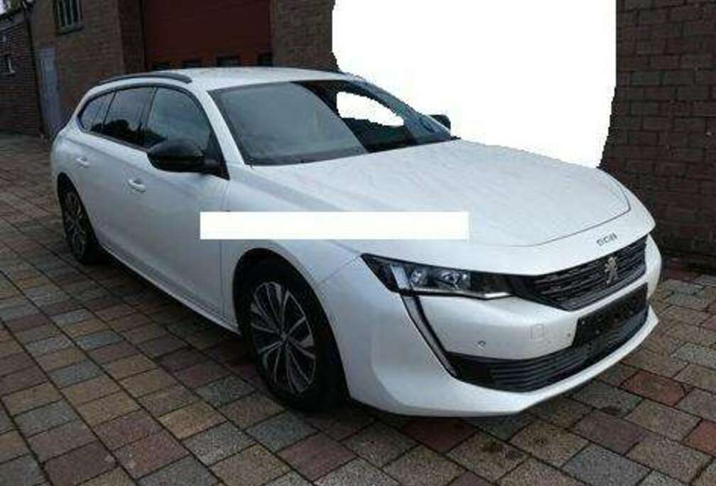 Peugeot SW 1.6 Hybrid Allure / 19.750 Netto / Leder / Navi