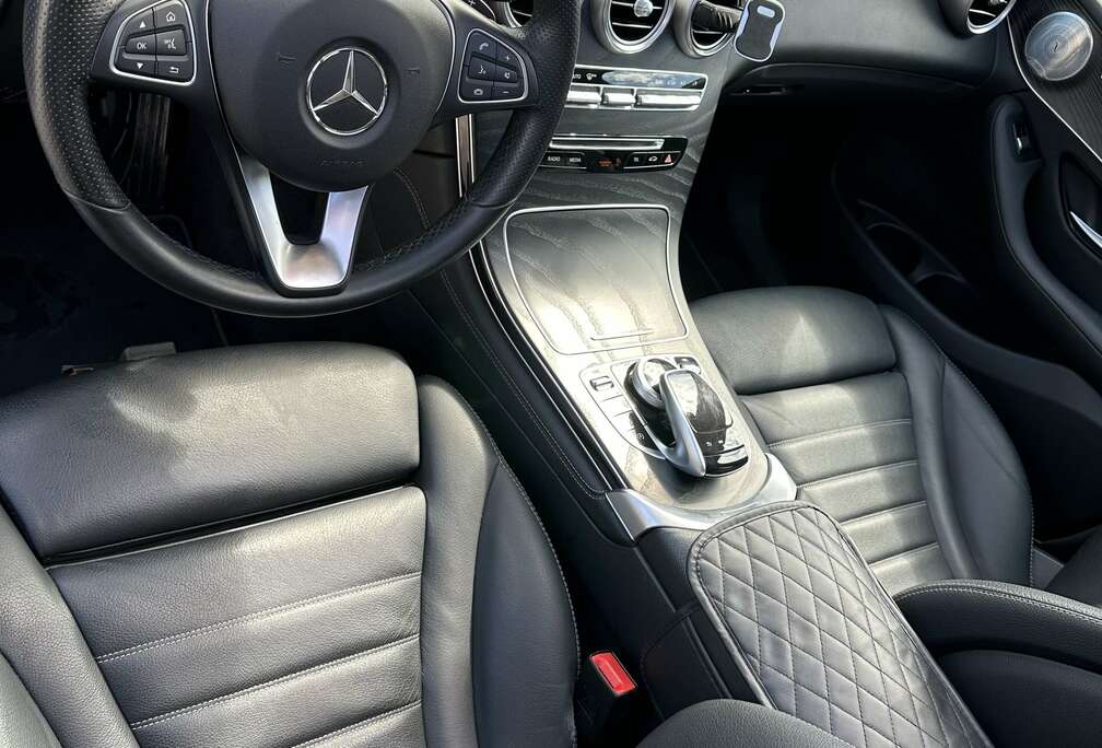 Mercedes-Benz d 4Matic 9G-TRONIC AMG Line