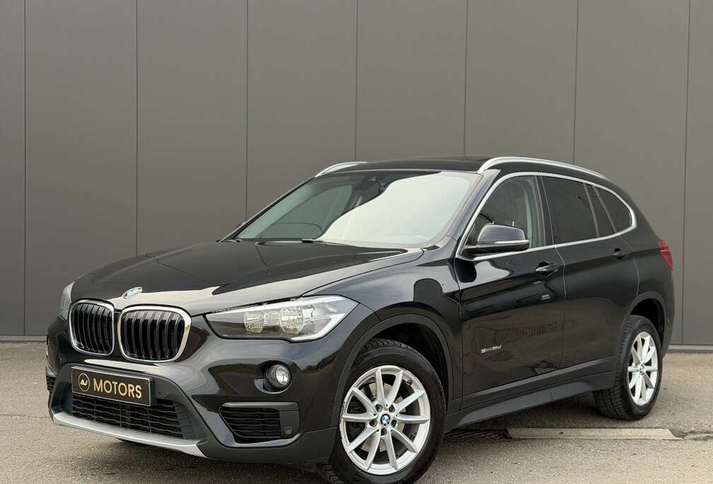 BMW sDrive 18d - Boite Auto. - Toit ouvrant - GPS