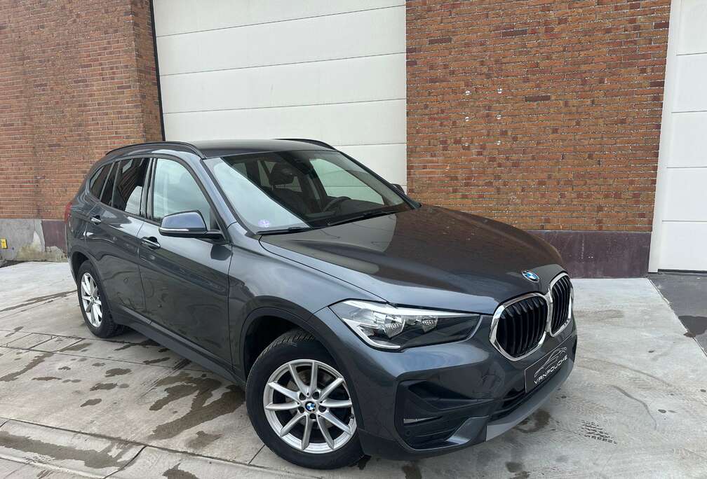 BMW sDrive18iA Zetelverw./Trekhaak/Carplay/