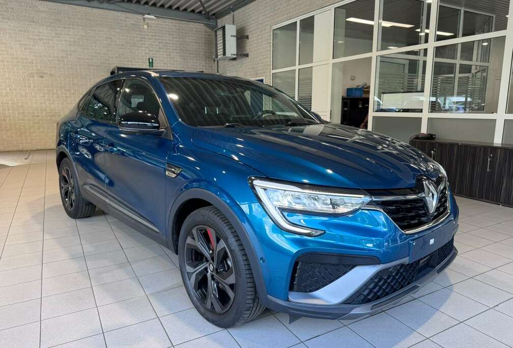 Renault Arkana E-TECH 1.6i R.S.Line