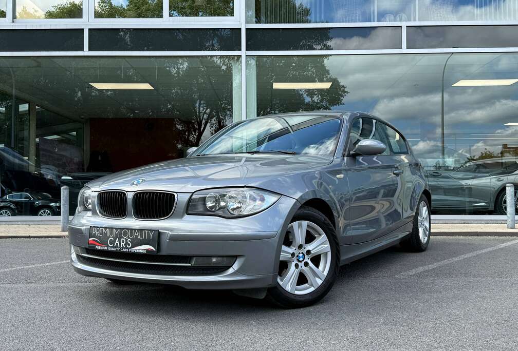 BMW SENSOREN / ZETELVERWARMING / TREKHAAK / AIRCO /