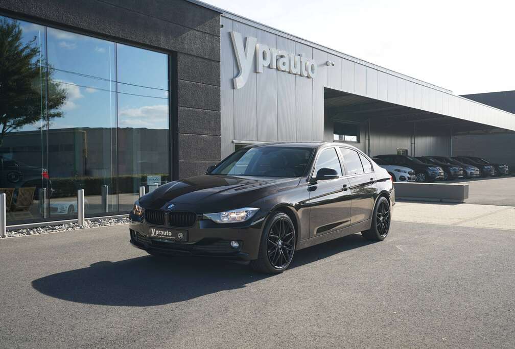 BMW 316i Berline Leder Klimaatregeling Camera Parctronic Cruise control RadioCD USB Anti-verblinding 16\