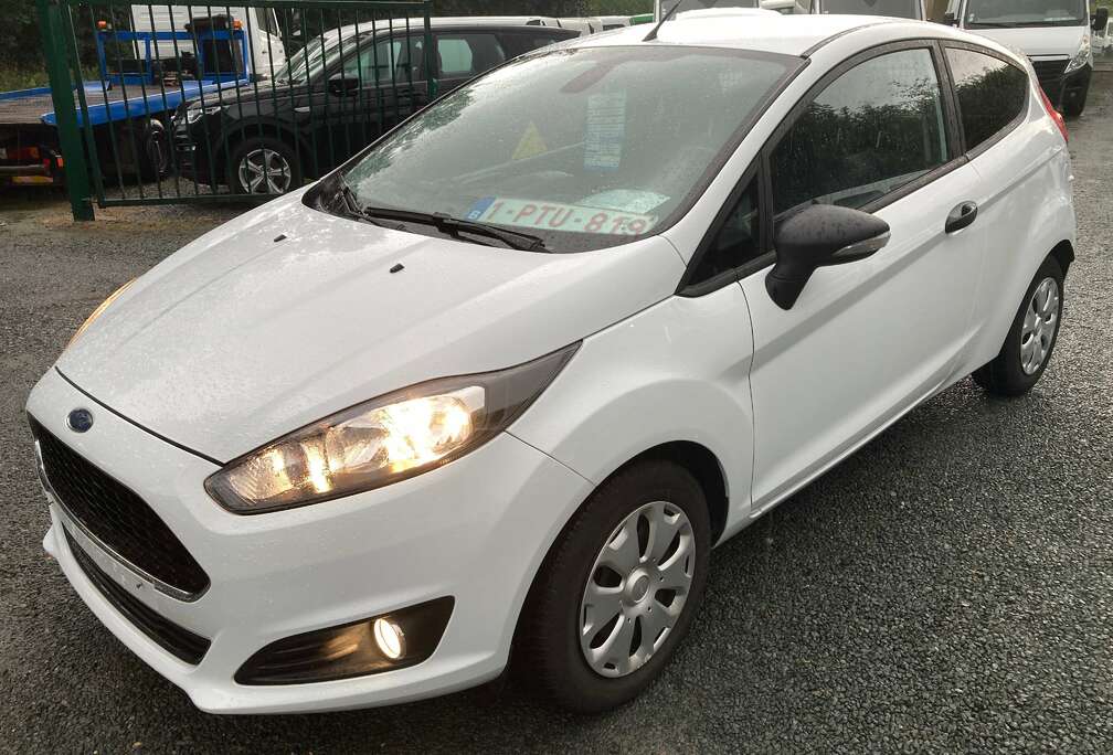 Ford Utilitaire 2 places 1,6 tdci 7.950 euros + TVA/BTW