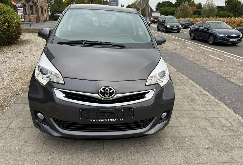 Toyota Verso S 1.33 VVT-i Comfort