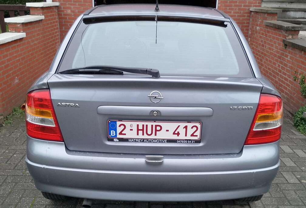 Opel Astra 1.7 CDTIElegance
