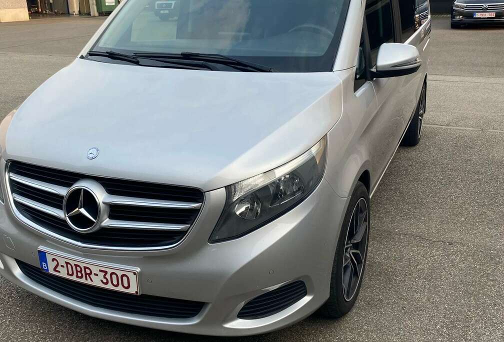 Mercedes-Benz (BlueTEC) d lang 7G-TRONIC Edition