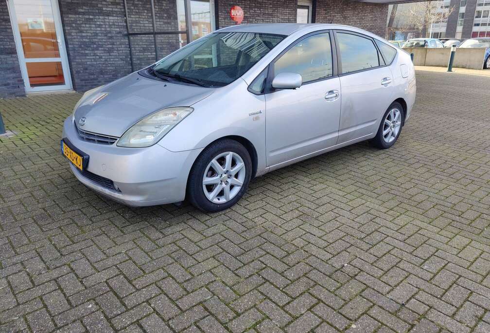 Toyota 1.5 Business Nieuwe hybride batterij JBL -Keyless