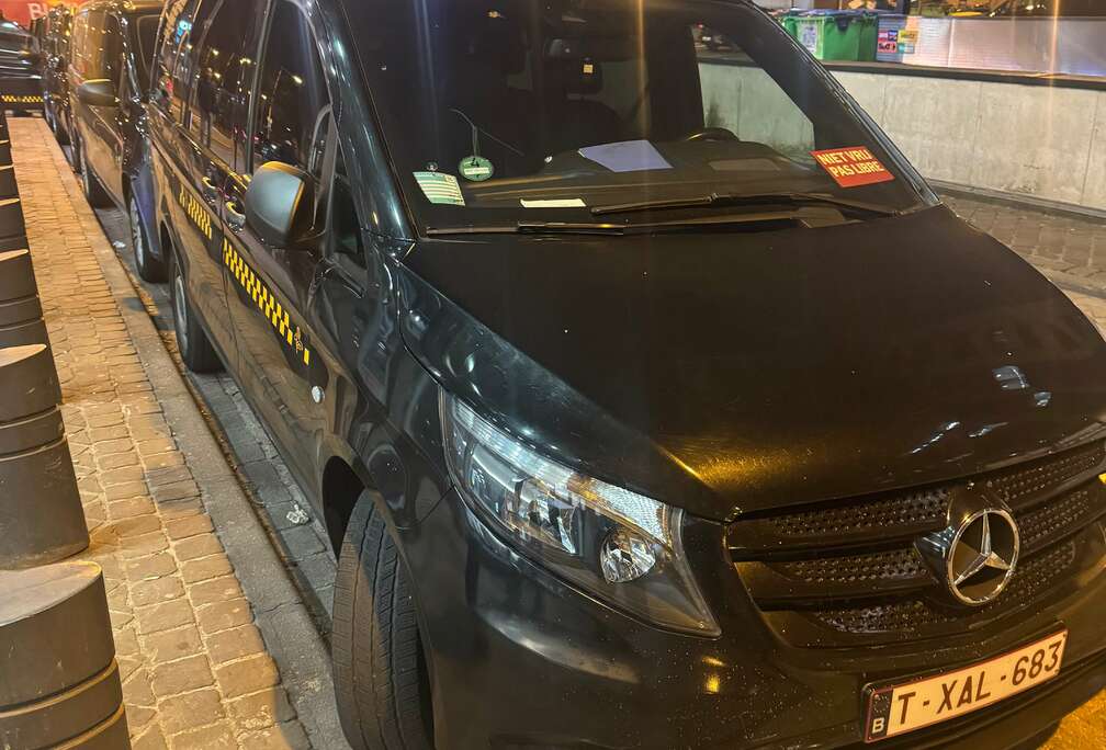 Mercedes-Benz 2.1 BlueTEC A1 7G-Tr. Pl 3050kg (EU6c)