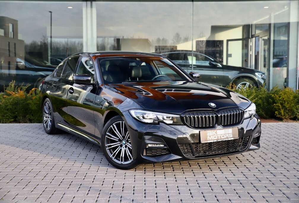 BMW i M-Pack-Camera-CarPlay-Cruise-DAB-LED-Ambiant