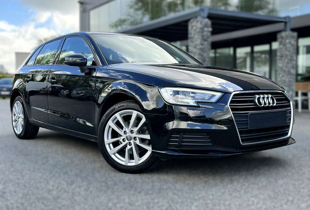Audi Sportback 30TFSI NAVIGATIE / PDC / XENON / WAARBORG