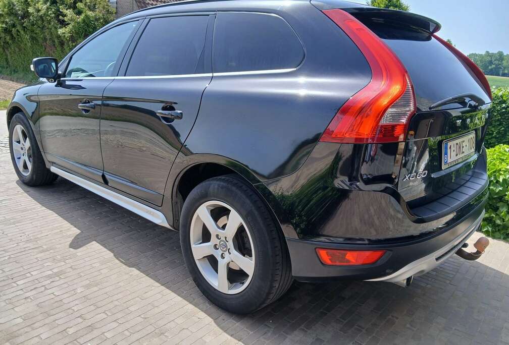 Volvo 2.4 D5 AWD R-design Geartronic