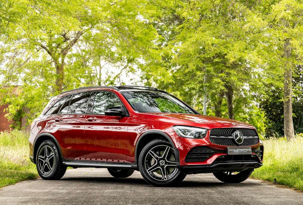 Mercedes-Benz d AMG * Pano * Trekhaak * 360 * LED * Sfeerverlichting *