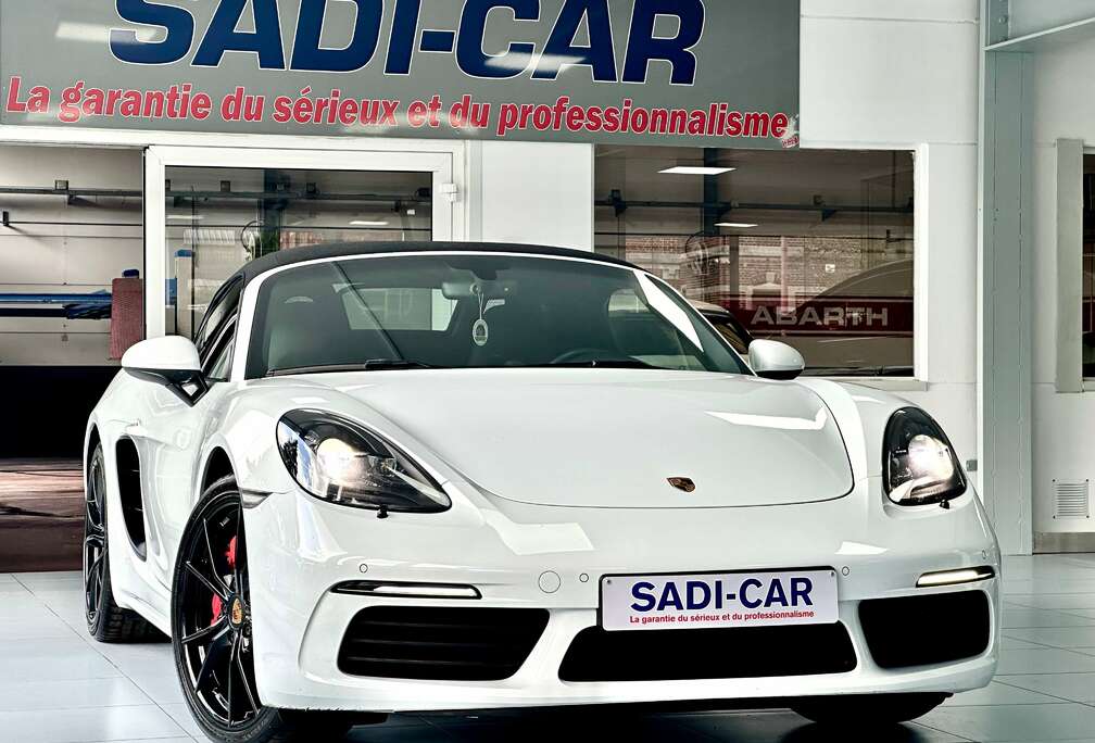 Porsche TURBO S - 718 - 2.5 Turbo S 350cv PDK