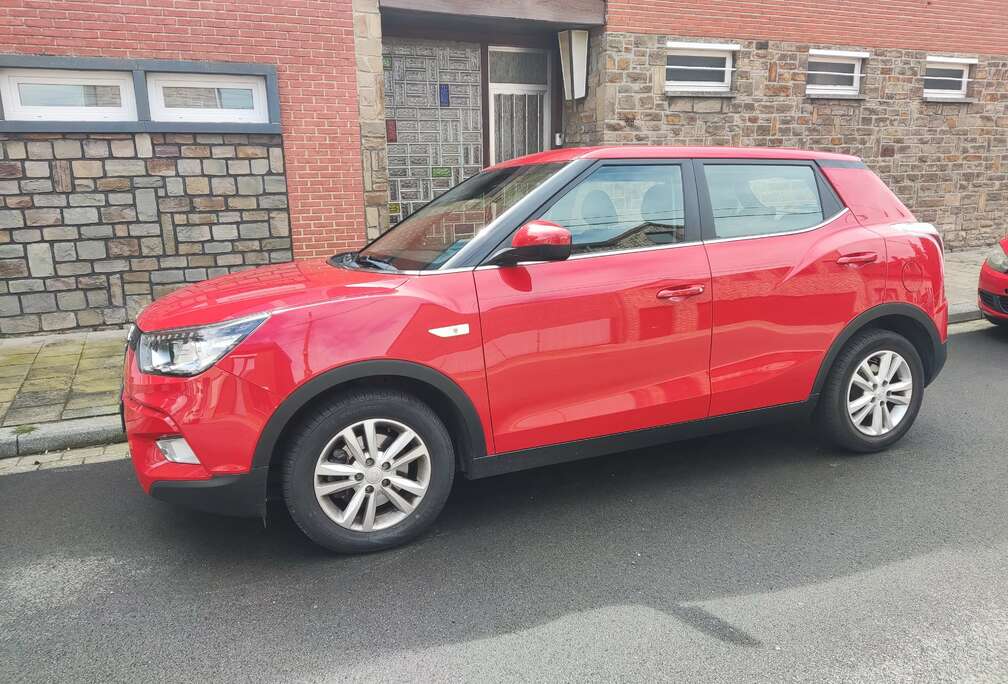 SsangYong Tivoli 1.6i e-XGi 2WD Quartz