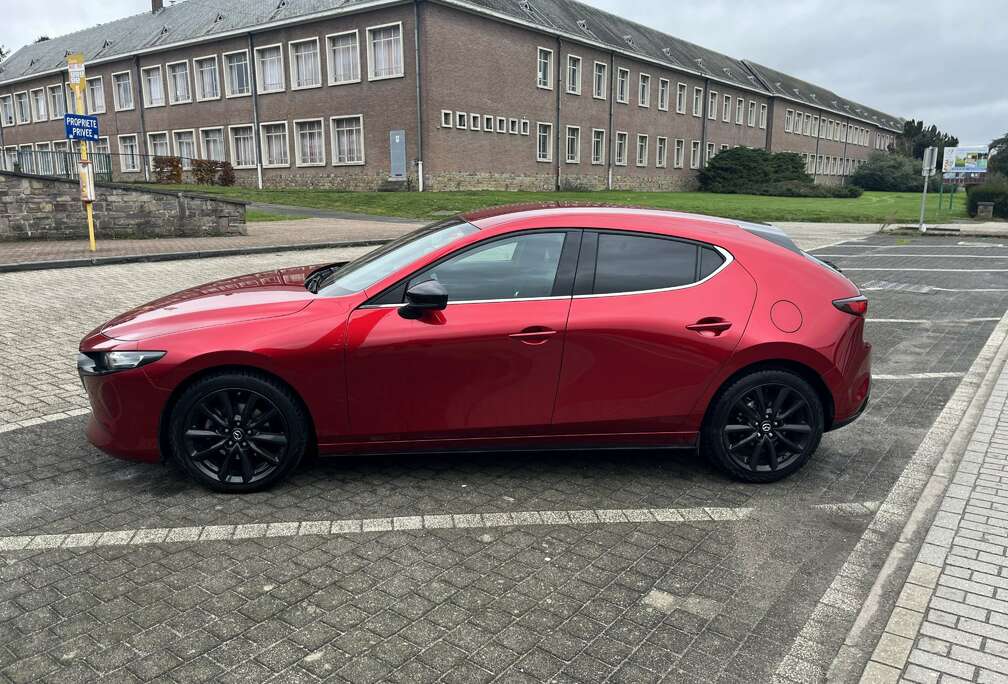 Mazda Hatchback 2.0i e-Skyactiv-G Homura MY24