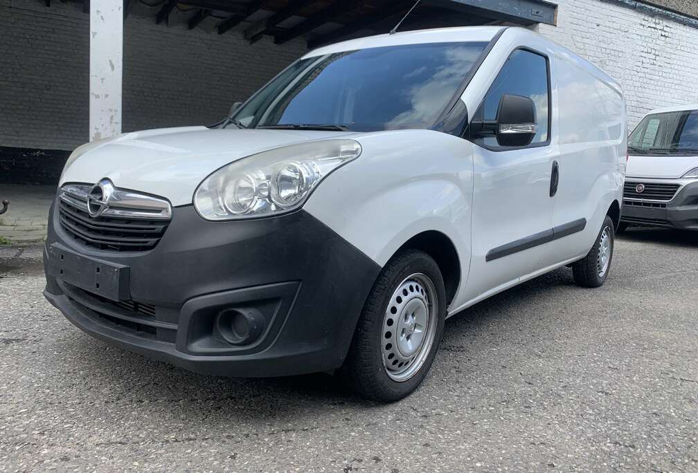 Opel Combo Tour 1.6 CDTi L2H1 prix pour professionnel