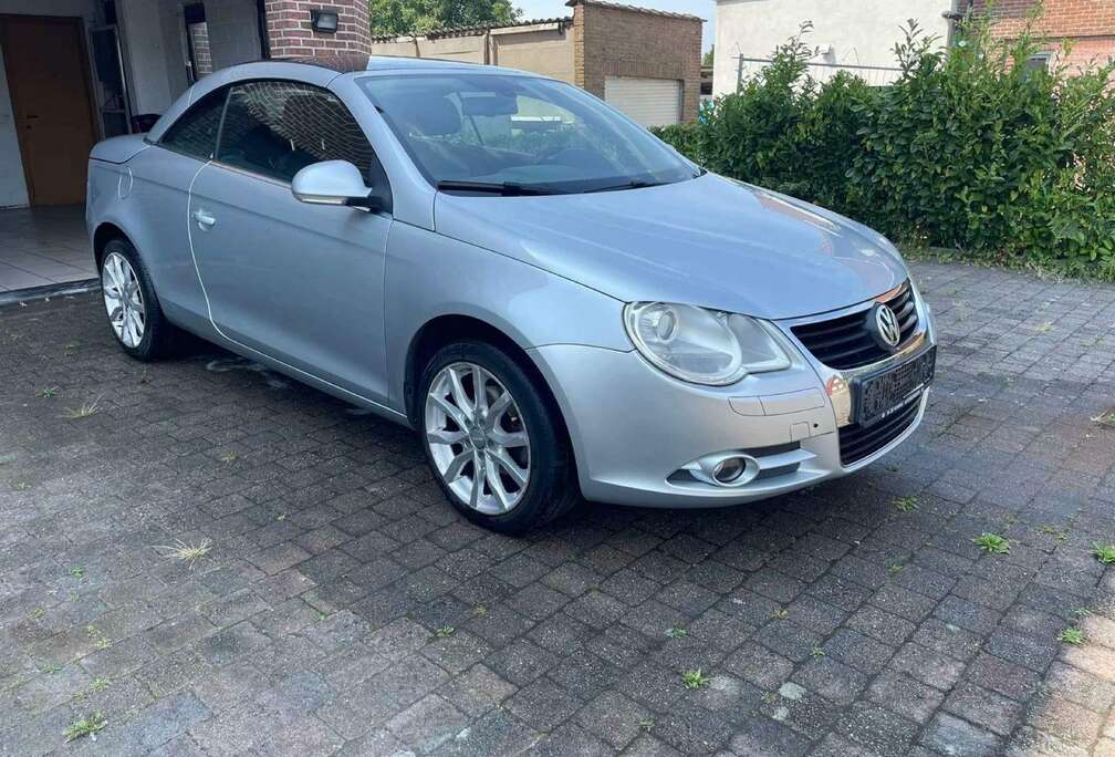 Volkswagen 1.6i 16v FSI Sportline.