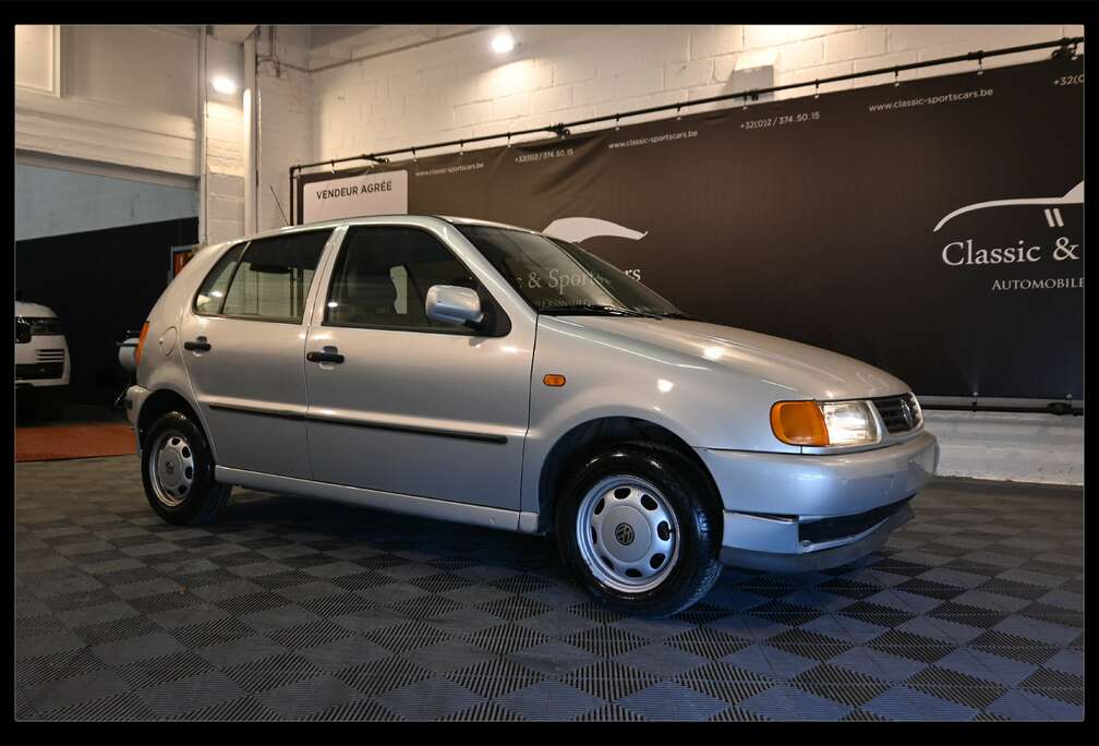 Volkswagen 1.4i 5 PORTES / AUTOMATIQUE / 50.000 KM / 1 PROPRIETAIRE