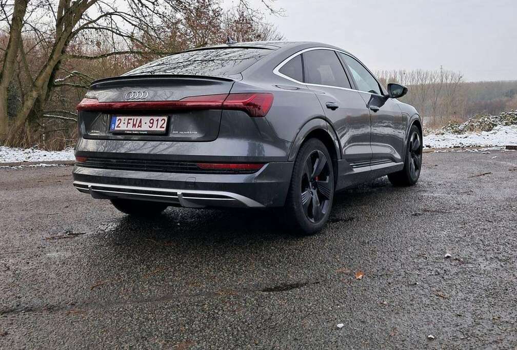 Audi 95 kWh 55 Sportrback Quattro Competition