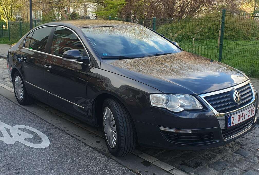 Volkswagen Passat 1.6i Comfortline