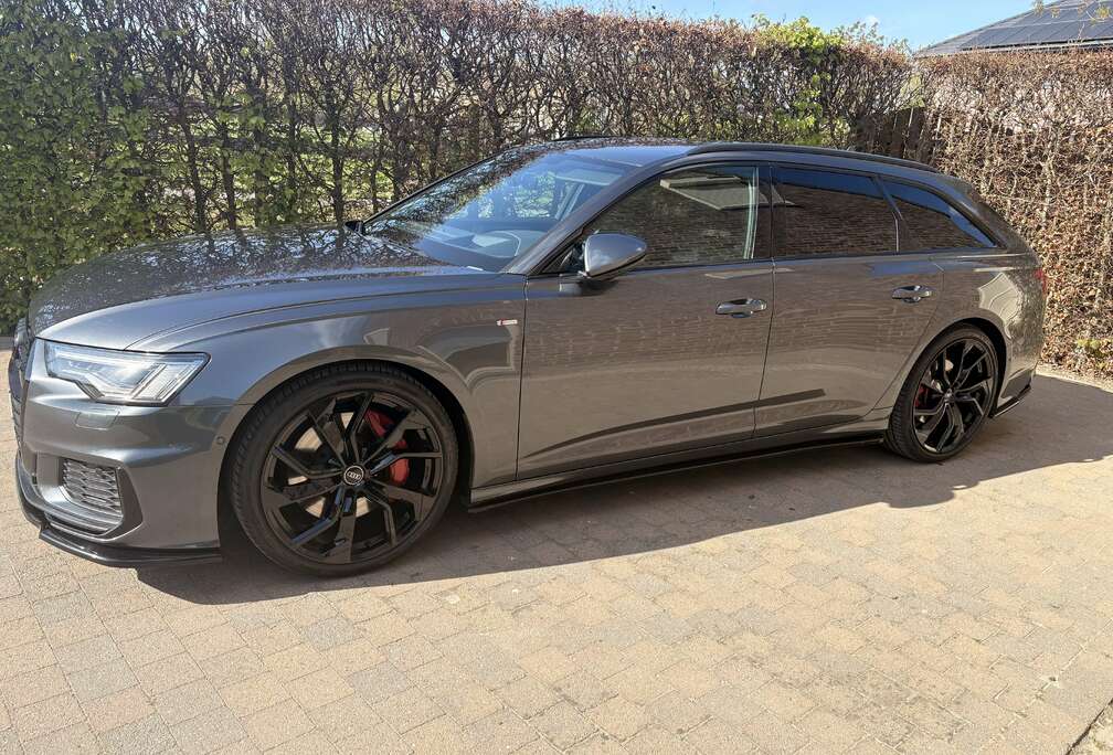 Audi Avant 55 TFSI Quattro Sport S tronic Matrix