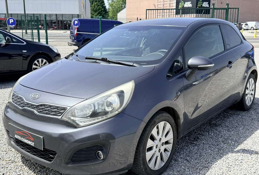 Kia Rio 1.1 CRDi Fusion  CLIM  MARCHAND OU EXPORT