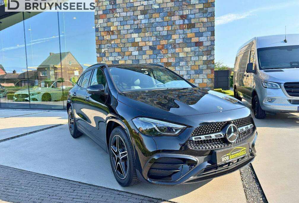 Mercedes-Benz Amg line  Nightpakket  360 camera  Panodak  Distronic