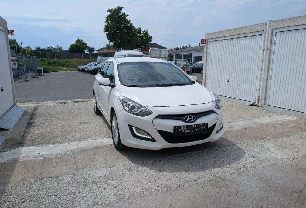 Hyundai 1.4 Pack Evidence