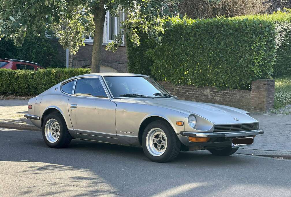 Nissan Datsun 240z