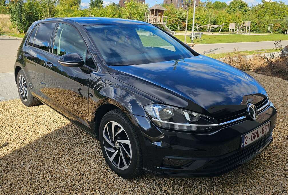 Volkswagen Golf 1.6 SCR TDi Comfortline (EU6.2)