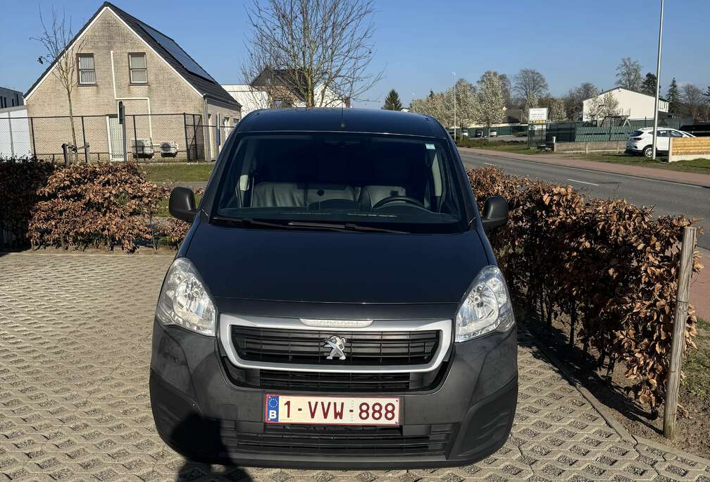 Peugeot 1.6 diesel 100pk euro 6b / zetelhoezen meerprijs