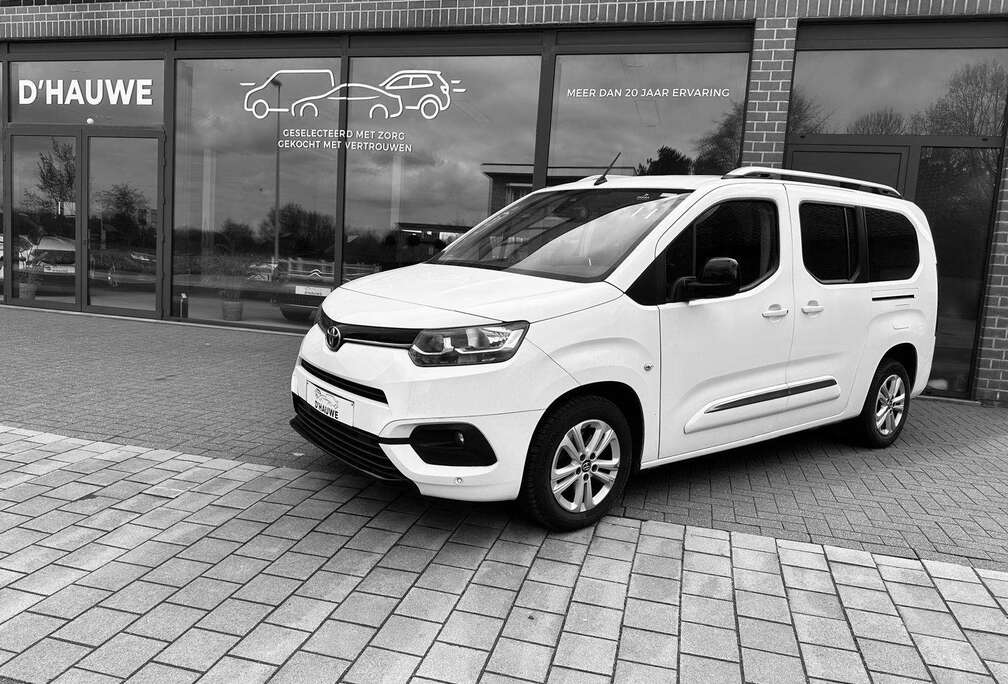 Toyota Proace City Verso 1.2 MPV 7pl.*LWB*Navi*Trekhaak*