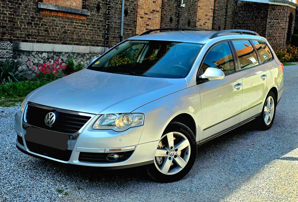 Volkswagen Passat SW 2.0 TDi Sportline Individual DPF DSG