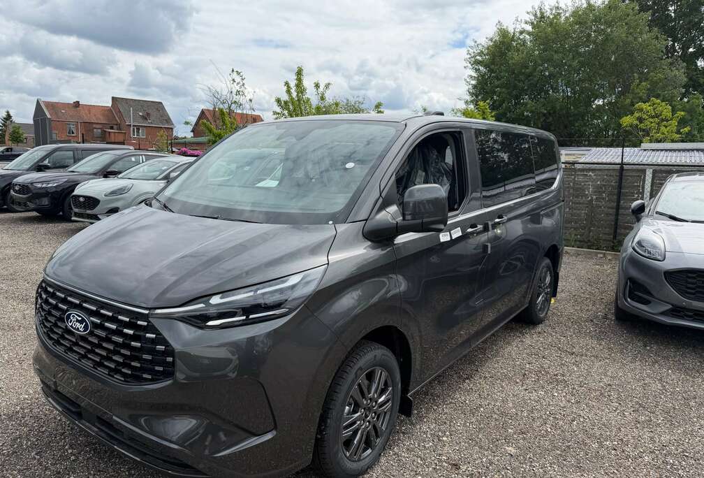 Ford Ford Tourneo Custom titanium 2.5 PHEV 340S