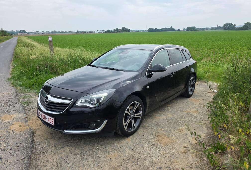 Opel Insignia Sports Tourer 2.0 CDTi + Dashcam