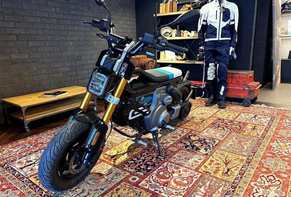 BMW 0