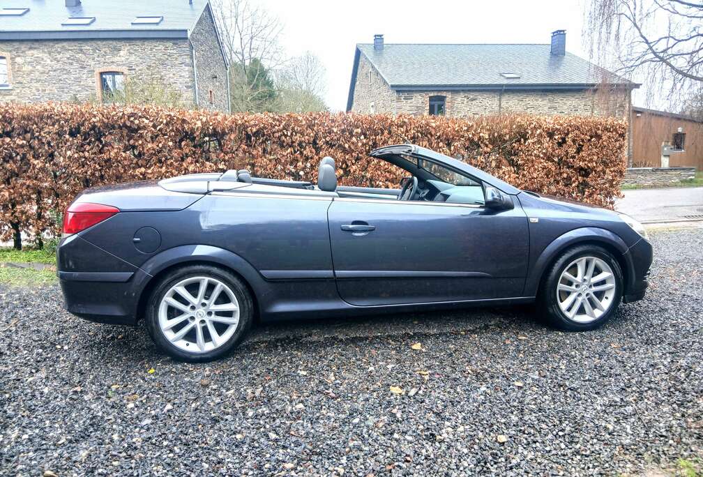 Opel Twintop 1.9 CDTI