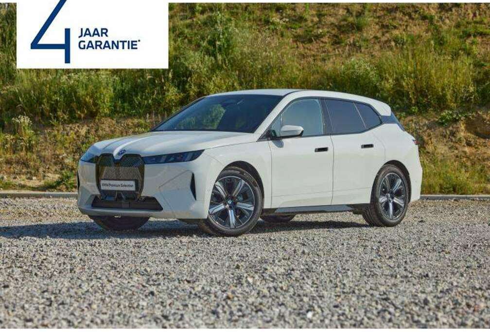 BMW iX xDrive45