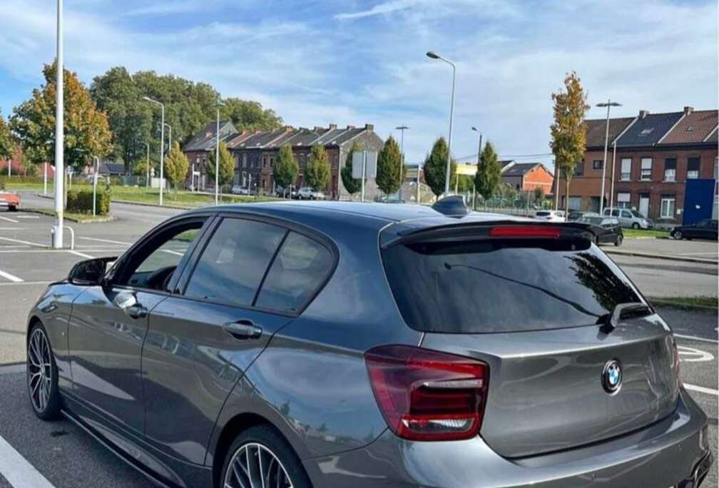 BMW 114i pack m