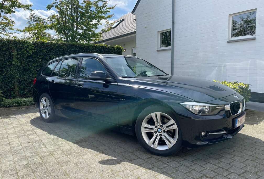 BMW 318d Touring Sport Line