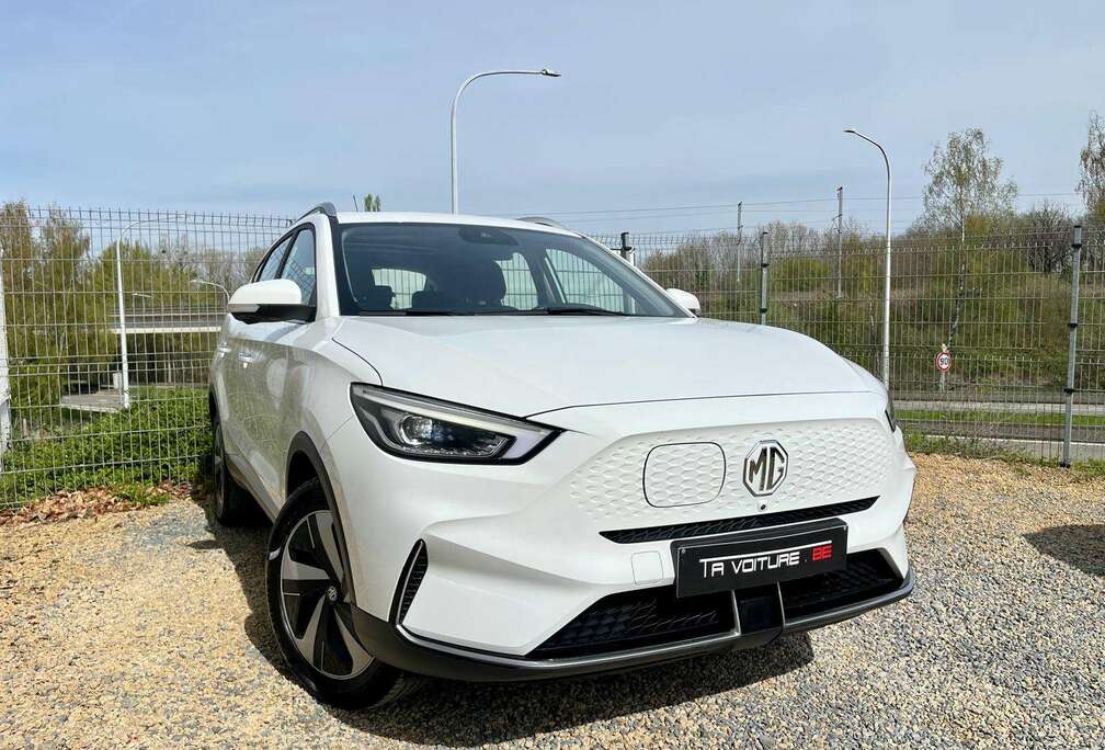 MG e-ZS 51 kWh Luxury Standard Range CUIR/TOIT-OUV/LED/SIEGES-CH