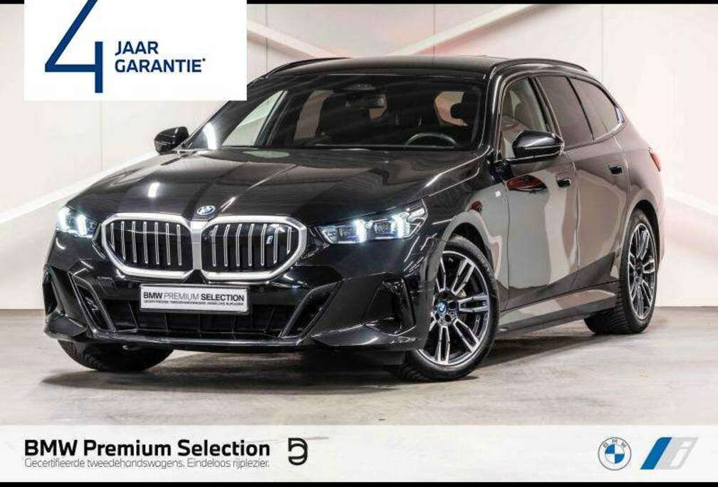 BMW eDrive40 Touring M Sport