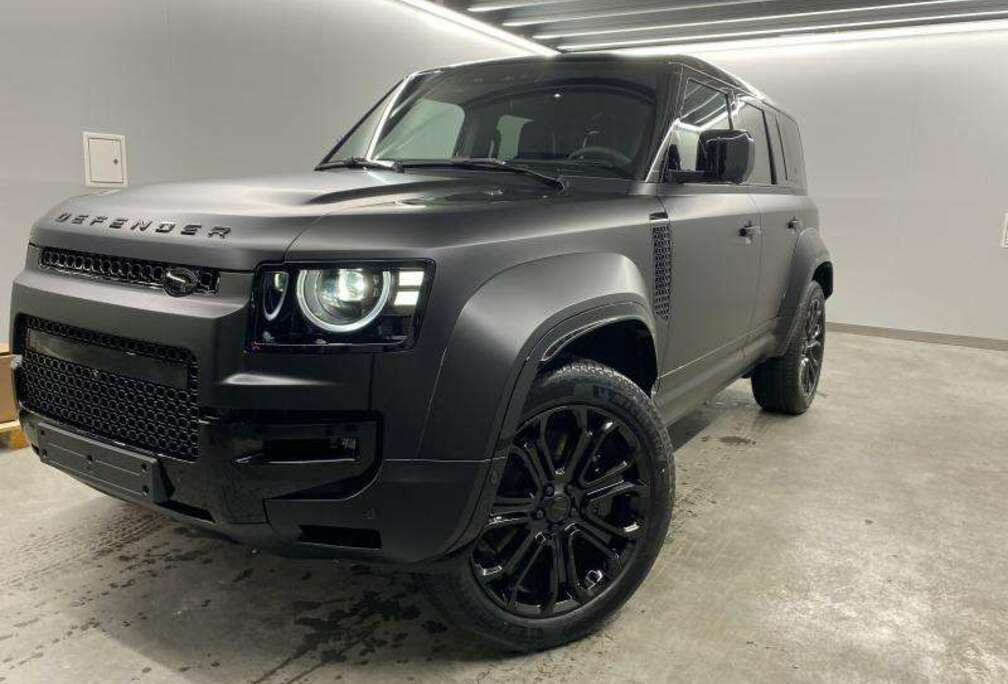 Land Rover 110 P635 OCTA Black Edition AWD Auto. 26MY