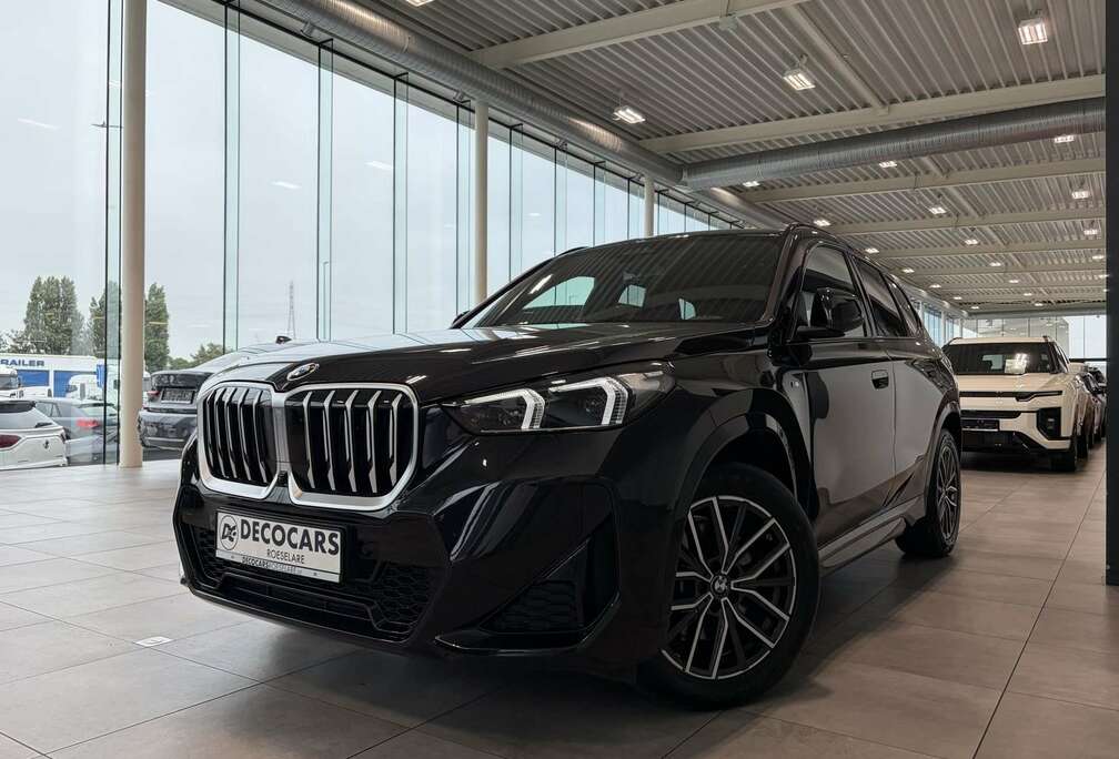 BMW M Pack / Keyless / Head-up Display / Carplay- Android auto / 360 Camera / Sfeerverlichting /