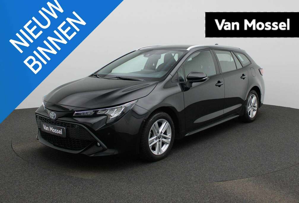 Toyota Touring Sports 1.8 Hybrid Dynamic e-CVT NAVI  CAM