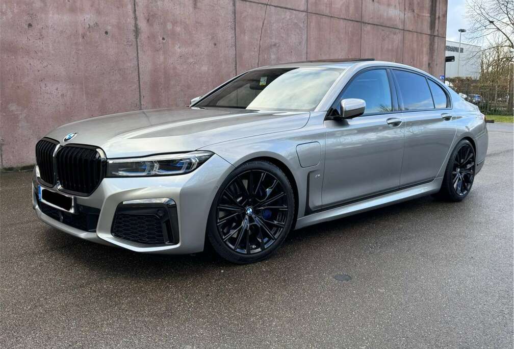 BMW 745e